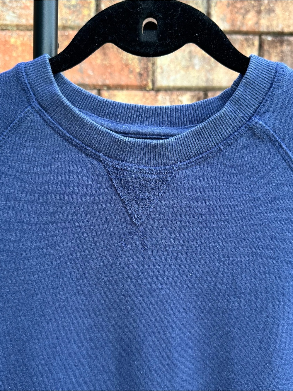 johnnie-O Men's Crewneck Sweatshirt in Navy